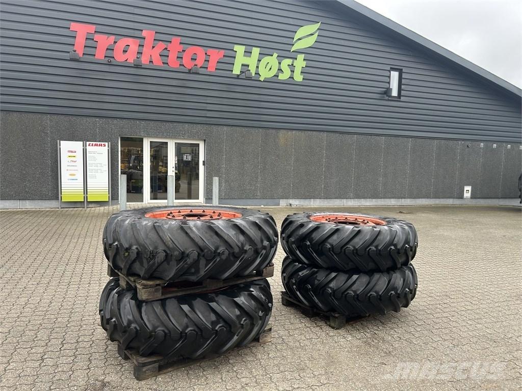 Goodyear 16,9-30 Riepas, riteņi un diski