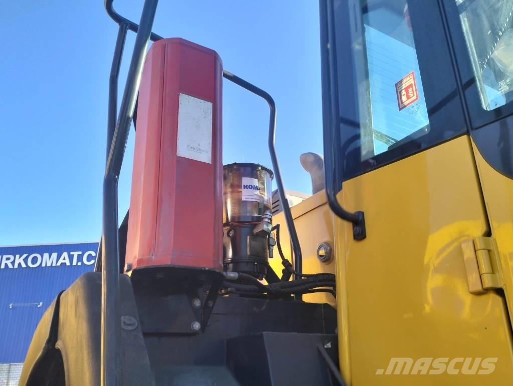 Komatsu WA380-8EO Iekrāvēji uz riteņiem