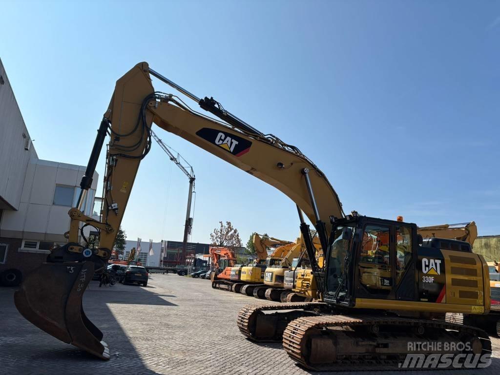 CAT 330 FL Kāpurķēžu ekskavatori
