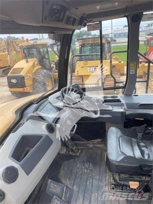 CAT 730 Artikulētie pašizgāzēji