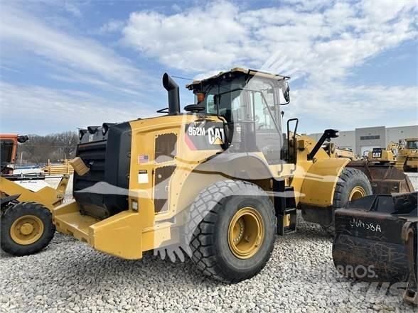 CAT 962M Iekrāvēji uz riteņiem