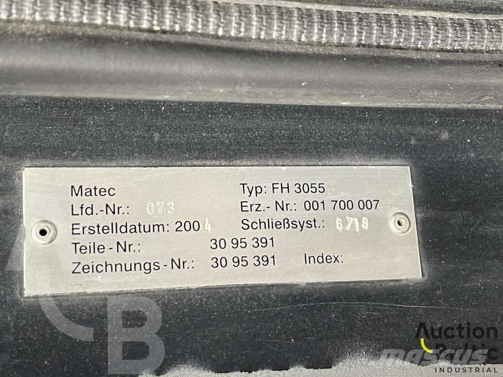 Grove GMK 3055 Smagās mašīnas ar celtni