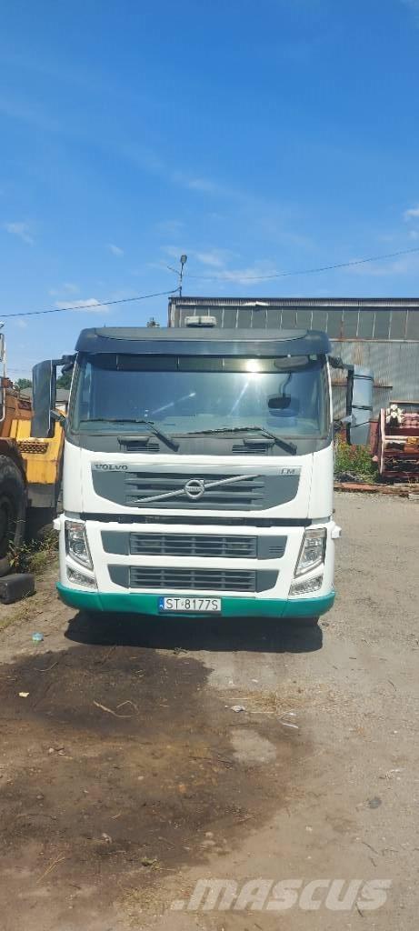 Volvo FM 330 Šasija ar kabīni
