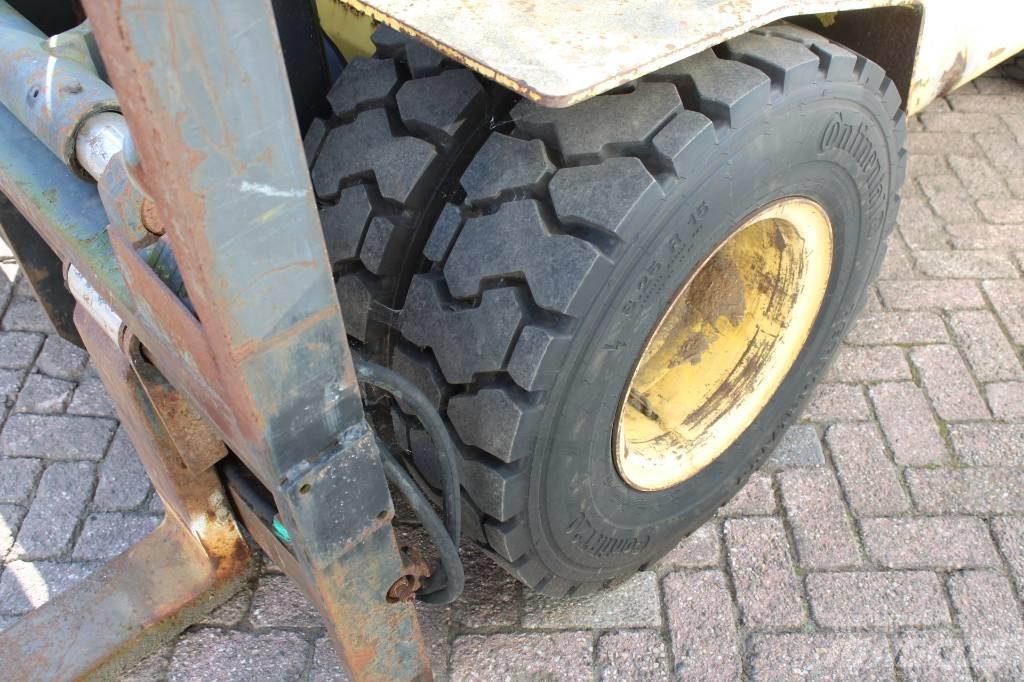 Hyster H 4.50 XL Tehnika ar dīzeļa dzinēju
