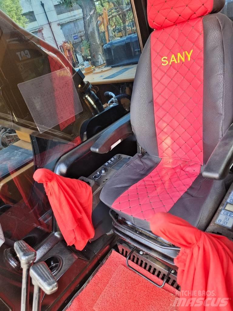 Sany SY 215 C Kāpurķēžu ekskavatori
