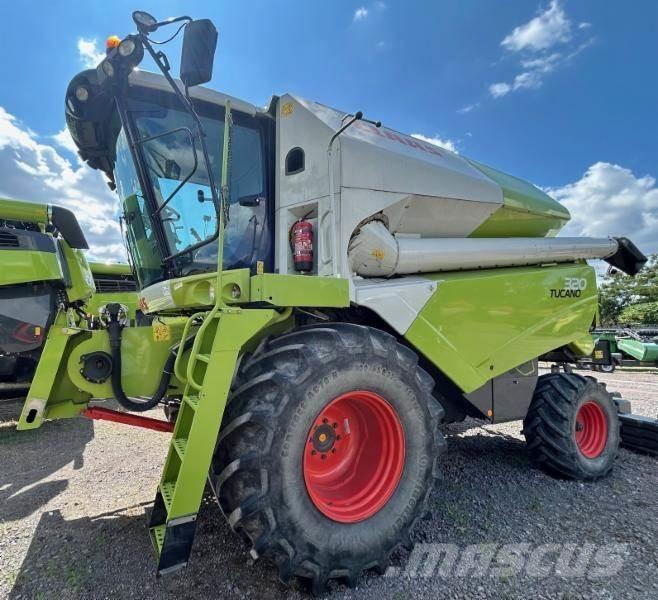 CLAAS TUCANO 320 Ražas novākšanas kombaini