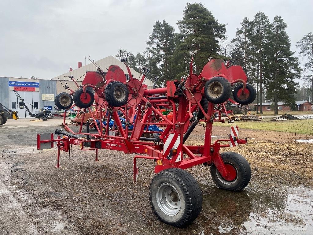 Lely Lotus 900 profi Grābekļi un siena ārdītāji