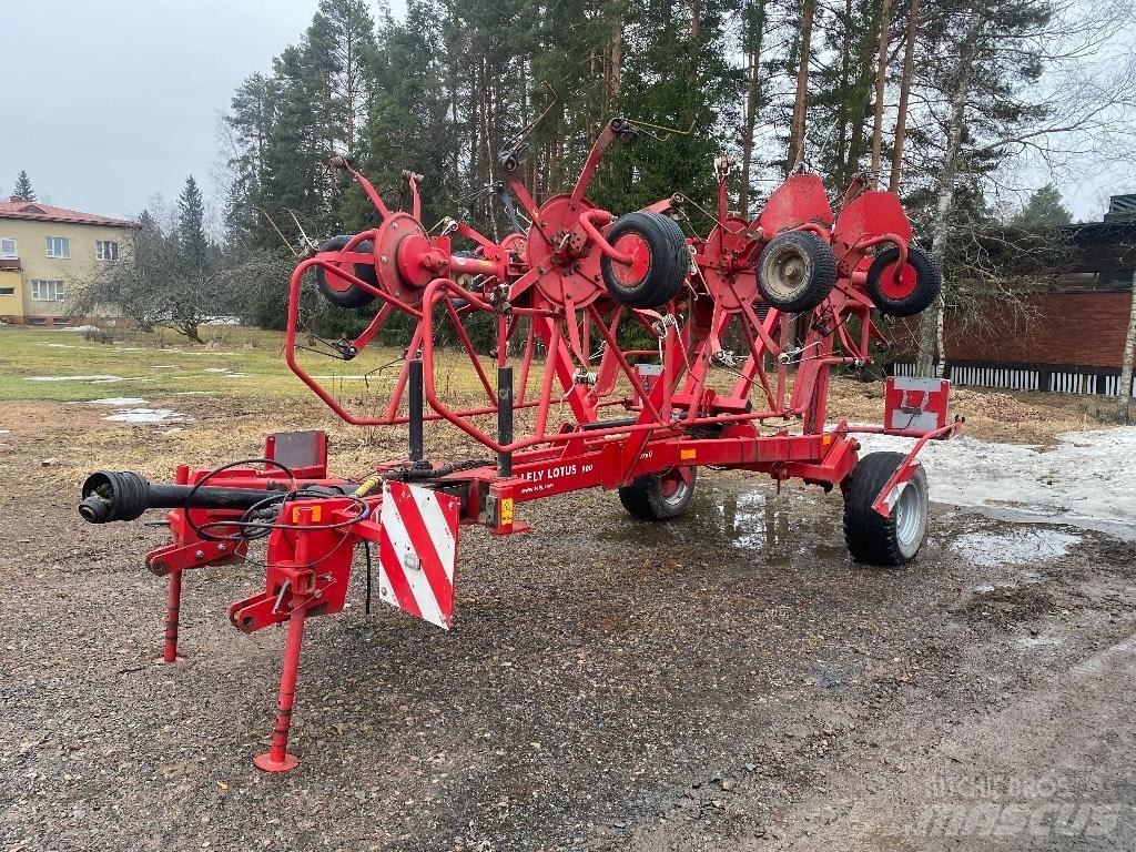 Lely Lotus 900 profi Grābekļi un siena ārdītāji