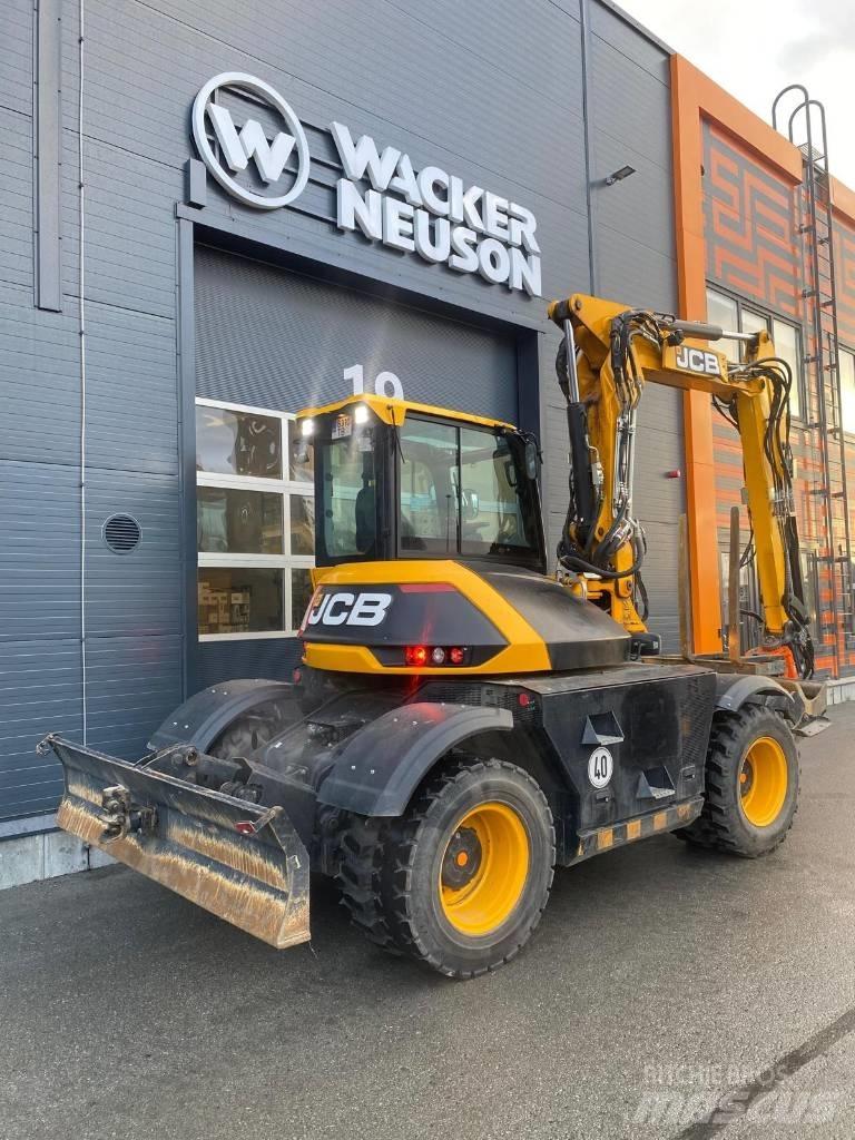 JCB 110 W Ekskavatori uz riteņiem