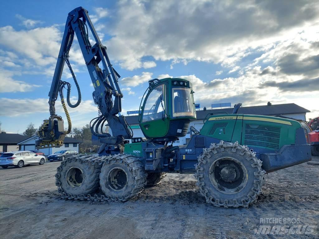 John Deere 1170G Harvesteri