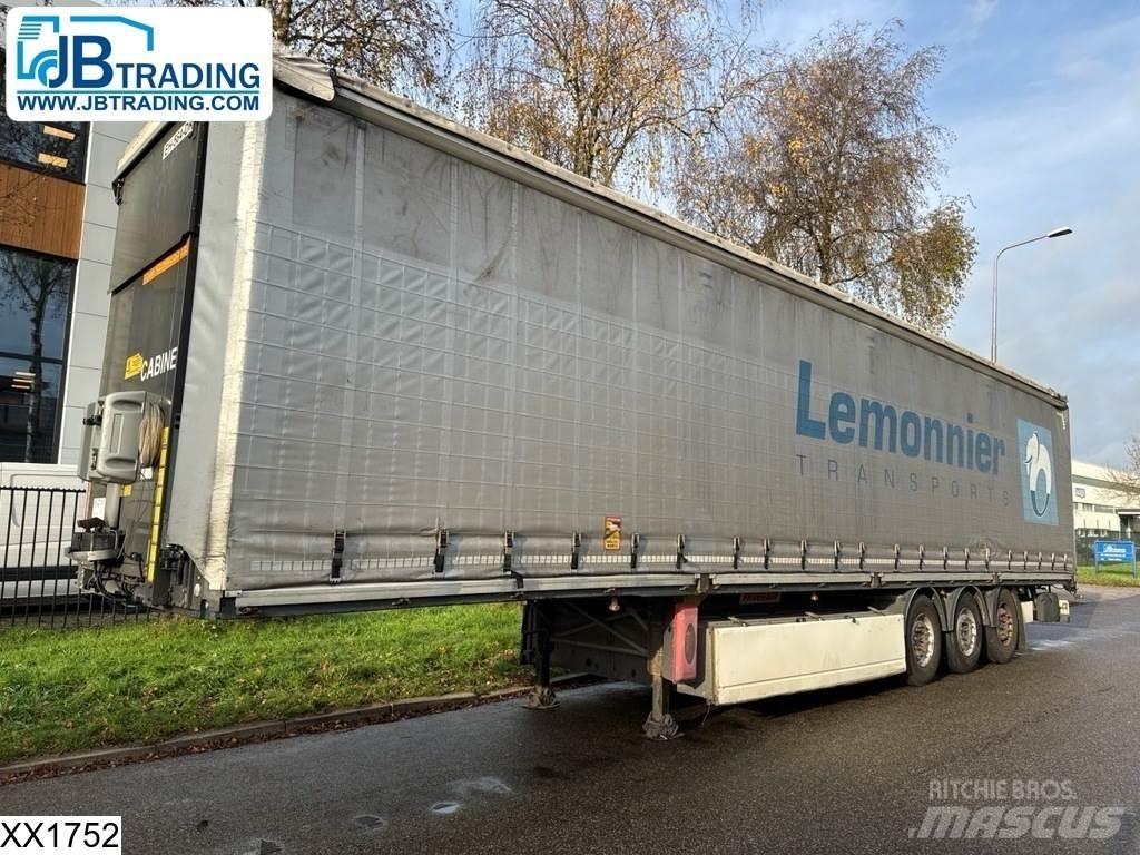 Fruehauf Tautliner Tents puspiekabes