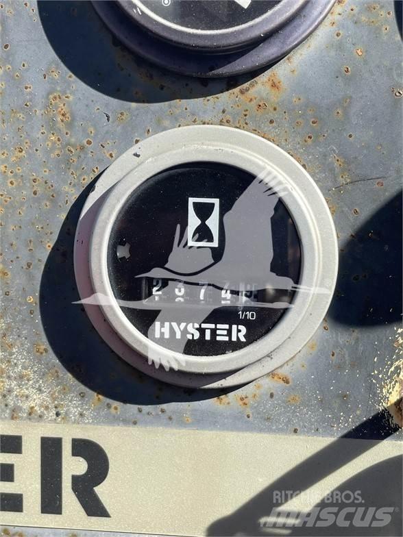 Hyster C530A Pneimatiskie veltņi