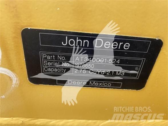 John Deere  Kausi