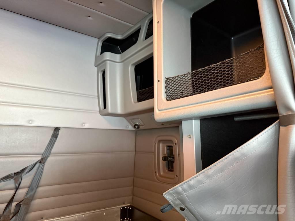 Peterbilt 389 Vilcēji