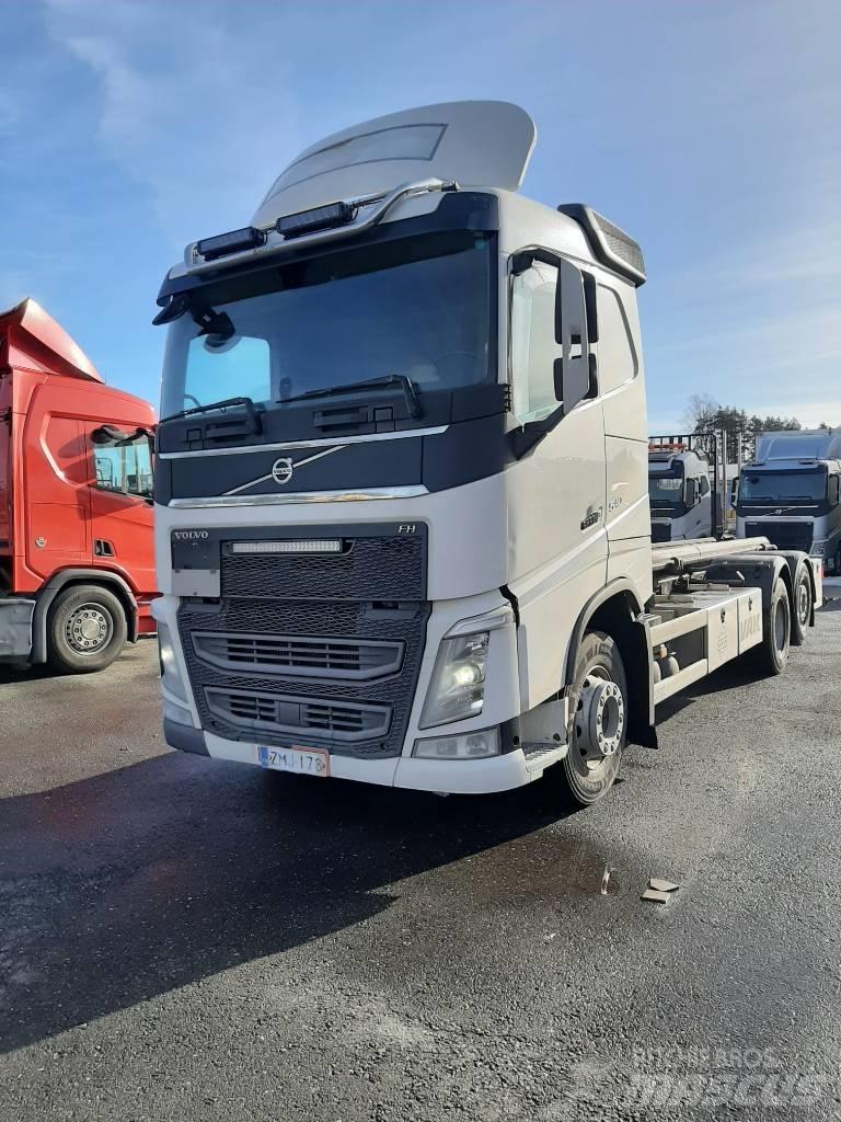 Volvo FH 13 Smagās mašīnas ar konteineriem