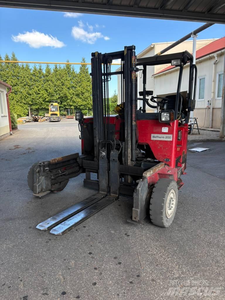 Moffett M5 20.4 Iekraušanas tehnika- Citi