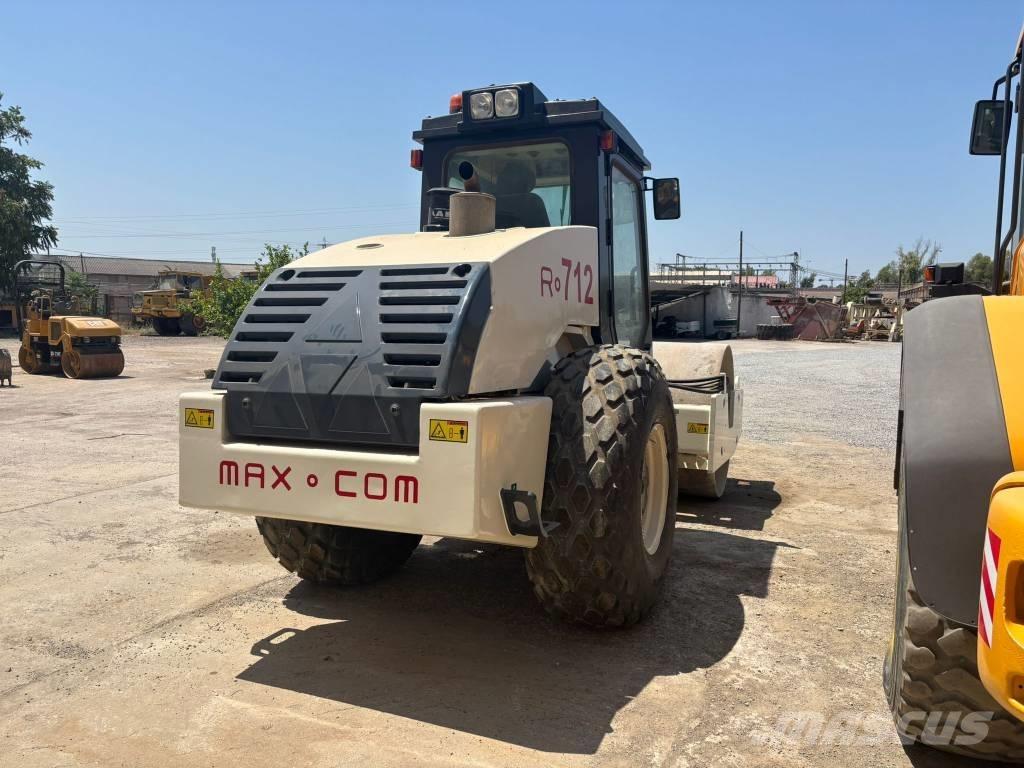  Max Com R712 Pneimatiskie veltņi