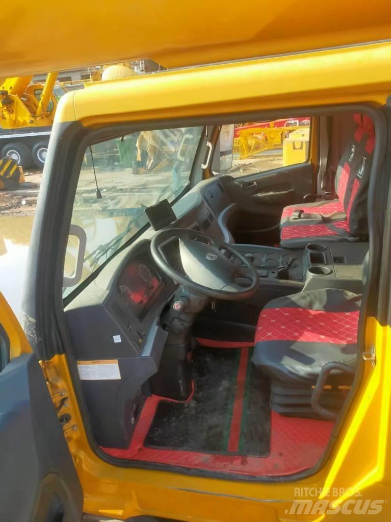 XCMG XCT 100 Visurgājēji celtņi