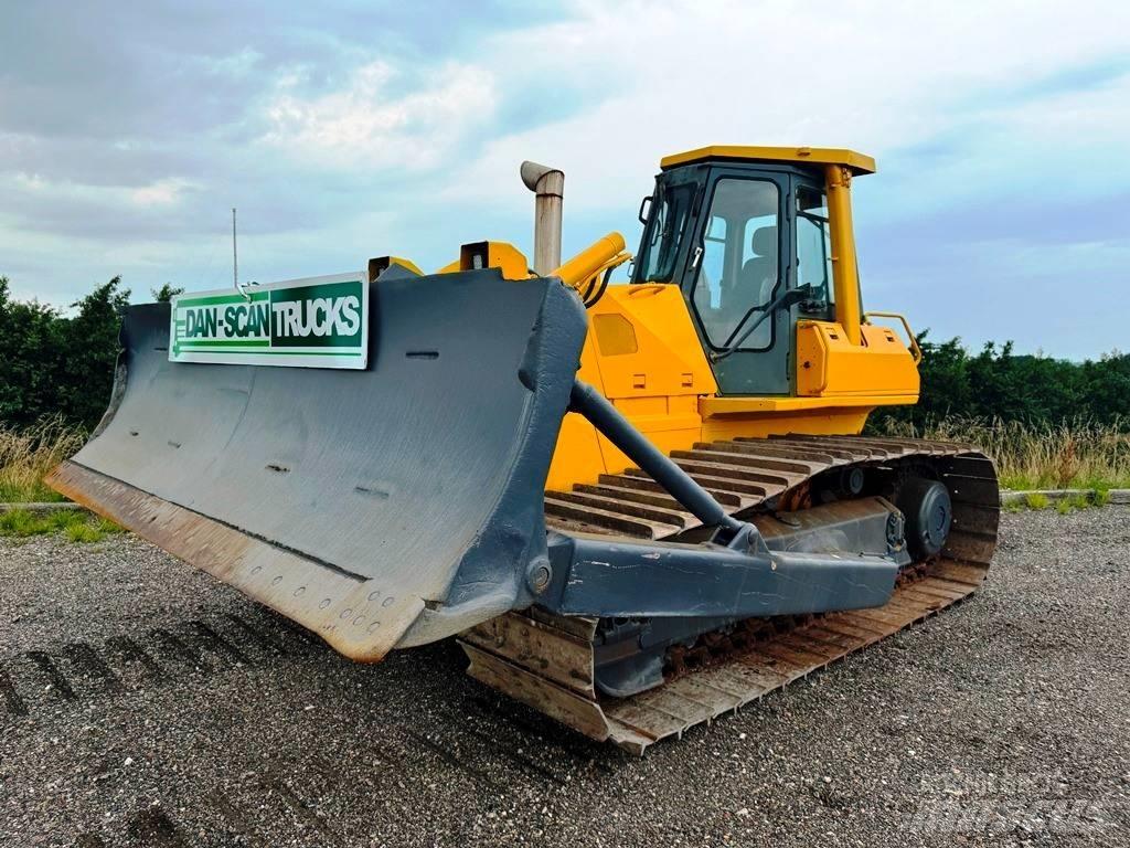 Komatsu D 65 PX-12 Kāpurķēžu buldozeri