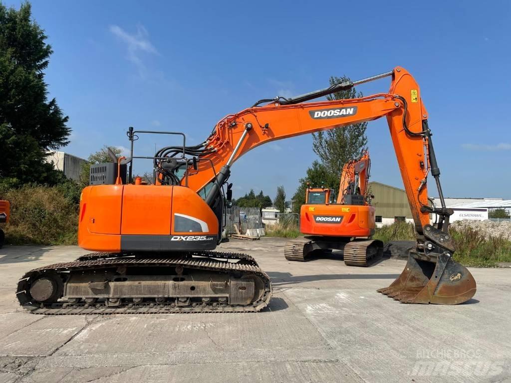 Doosan DX 235 LCR-5 Kāpurķēžu ekskavatori