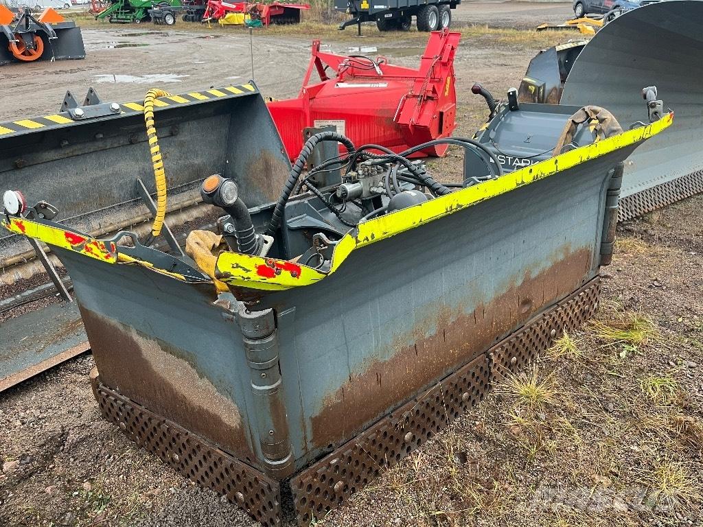 Stark UA3600 Sniega naži un tīrītāji