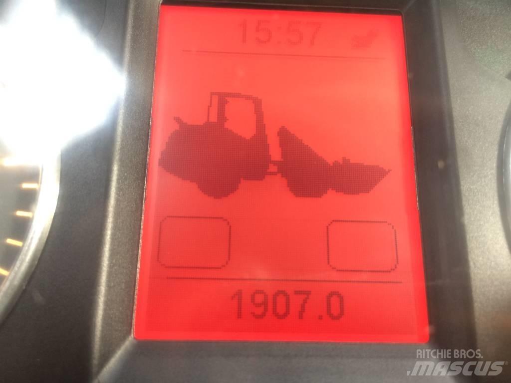 Mecalac AX 850 Iekrāvēji uz riteņiem