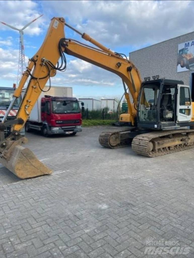 Hyundai 140lc-7a Kāpurķēžu ekskavatori