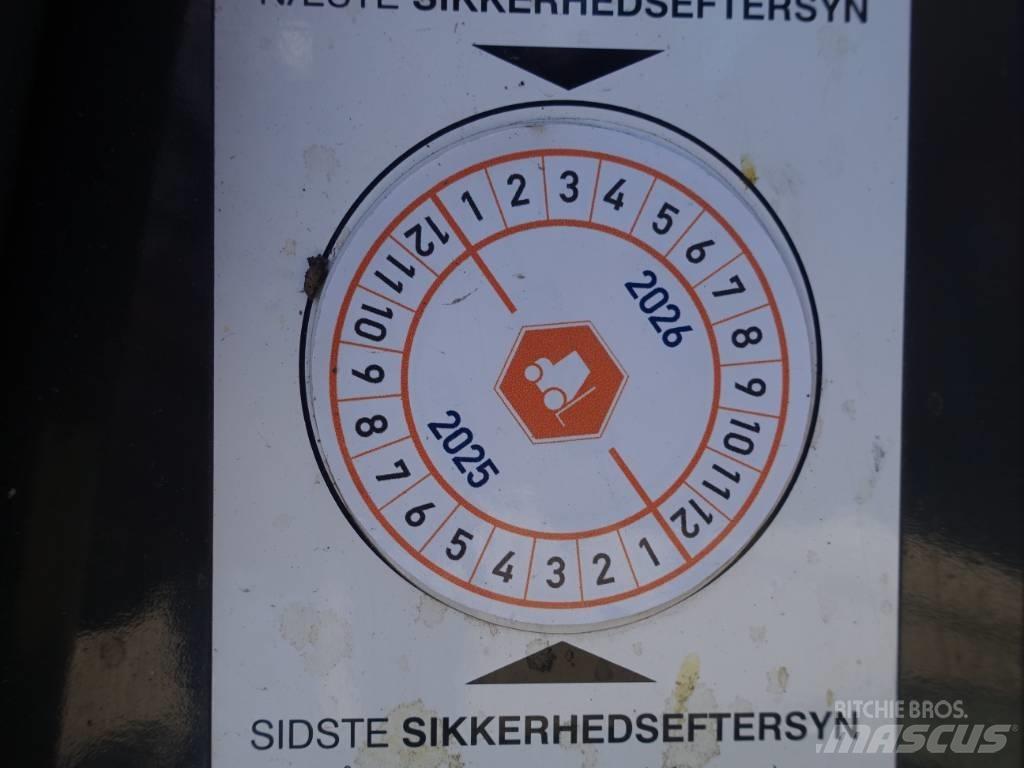 Nissan FGD 02A30Q Tehnika ar dīzeļa dzinēju