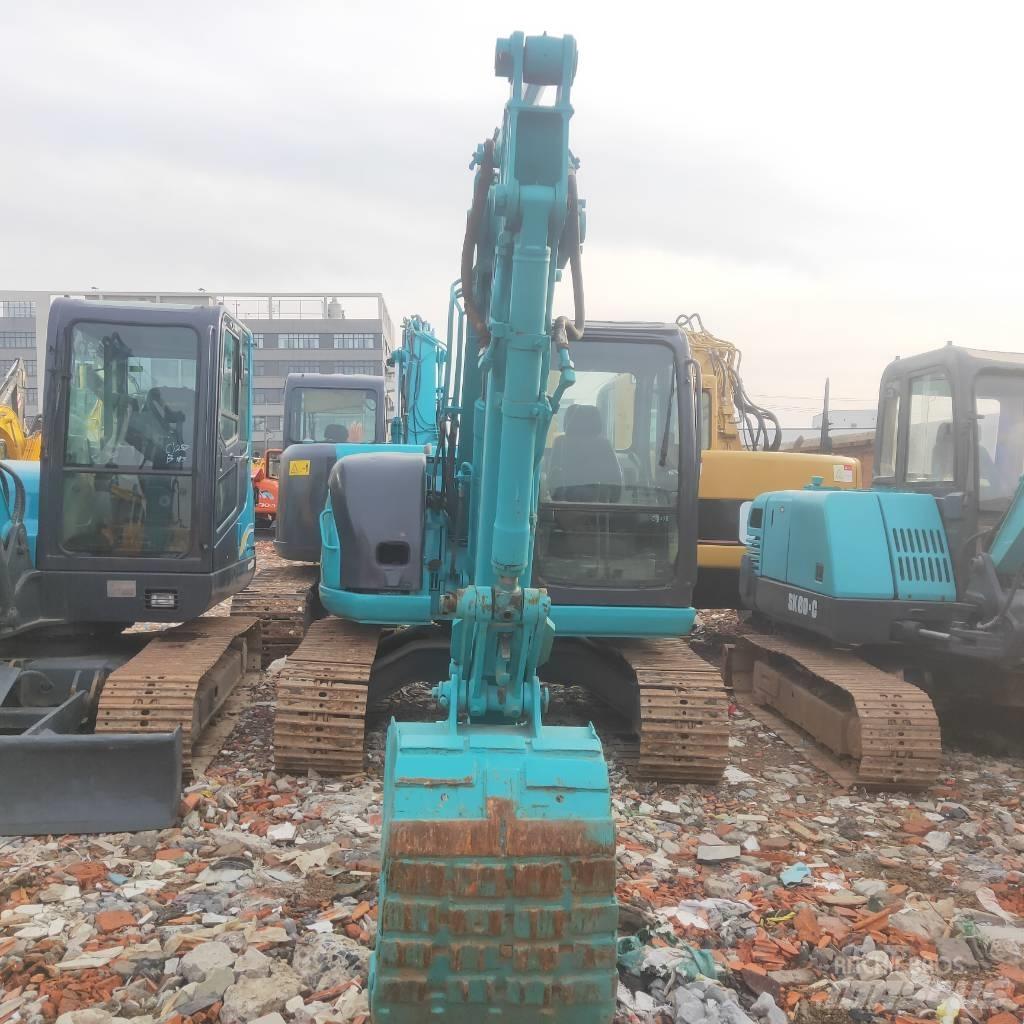 Kobelco SK 70 SR Vidēja lieluma ekskavatori 7 t - 12 t