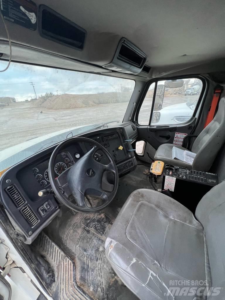 Freightliner SD 114 Citi