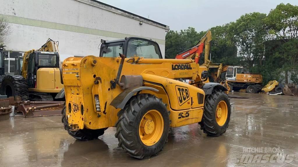 JCB 535 Teleskopiskie manipulatori