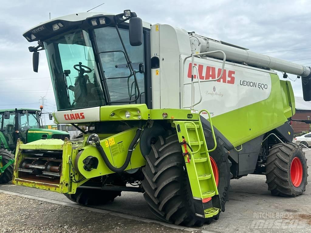 CLAAS Lexion 600 Ražas novākšanas kombaini