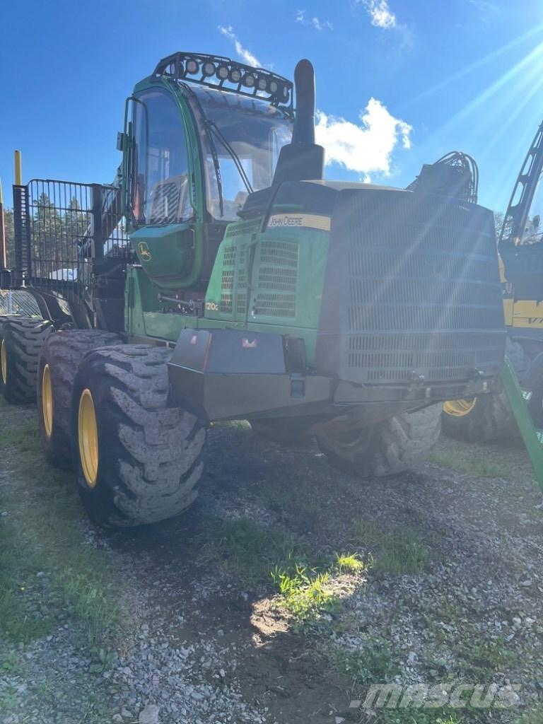 John Deere 1210G Forvarderi