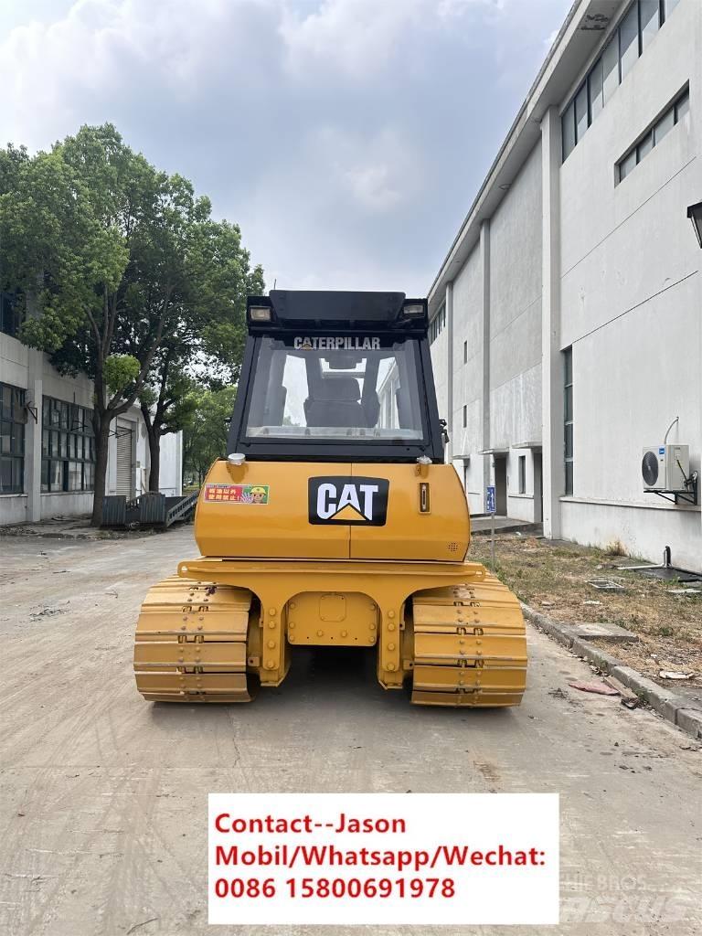 CAT D5K Kāpurķēžu buldozeri
