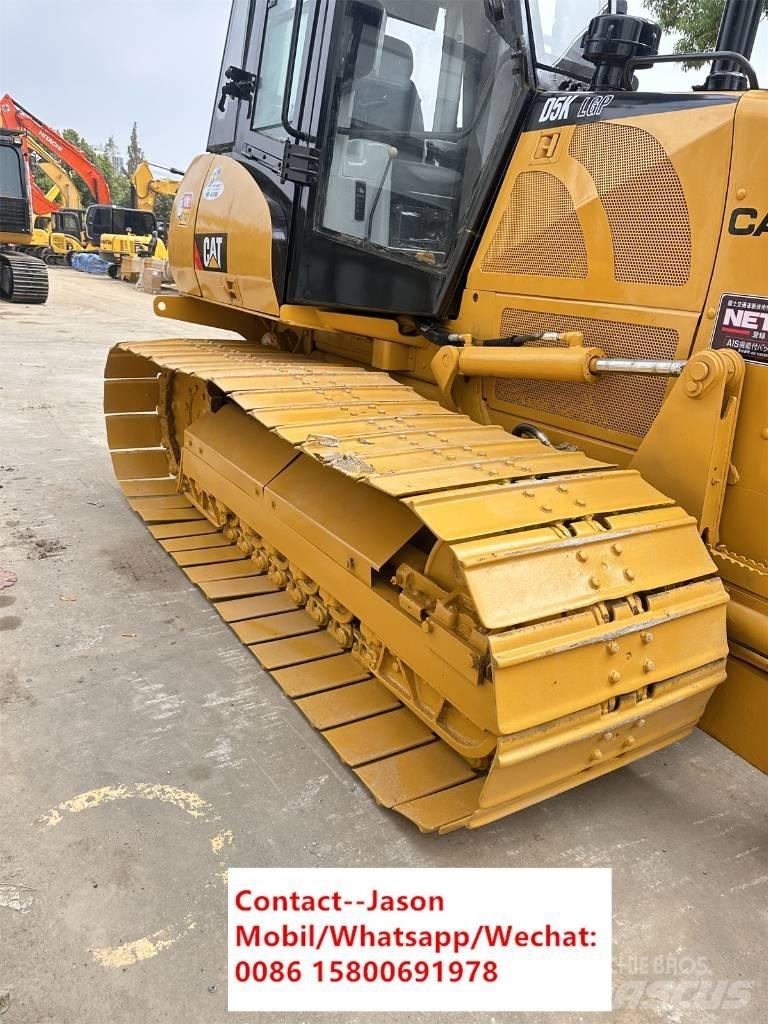 CAT D5K Kāpurķēžu buldozeri