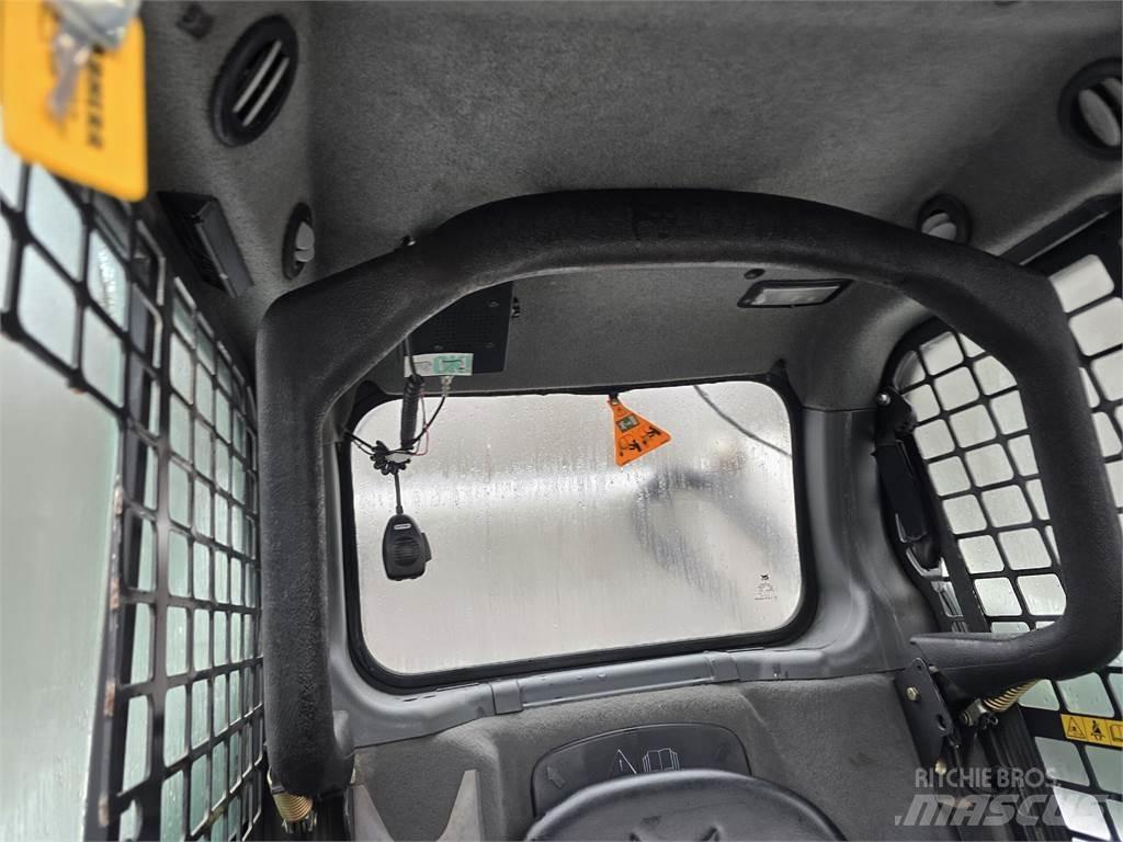 Bobcat S590 Lietoti riteņu kompaktiekrāvēji