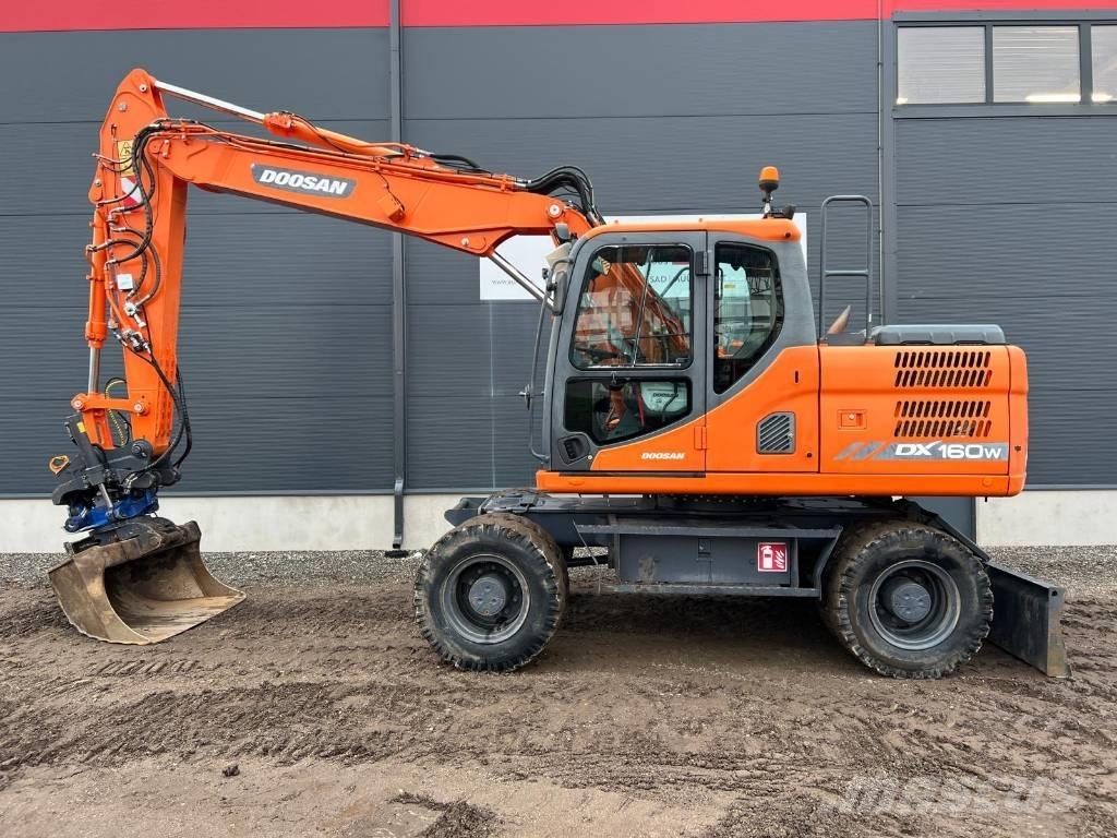 Doosan DX 160 W-3 Ekskavatori uz riteņiem