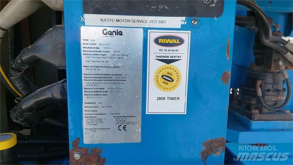 Genie S45 Teleskopiskie pacēlāji