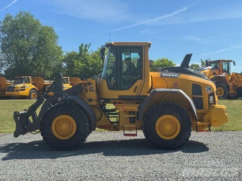 Volvo L 90 H Iekrāvēji uz riteņiem