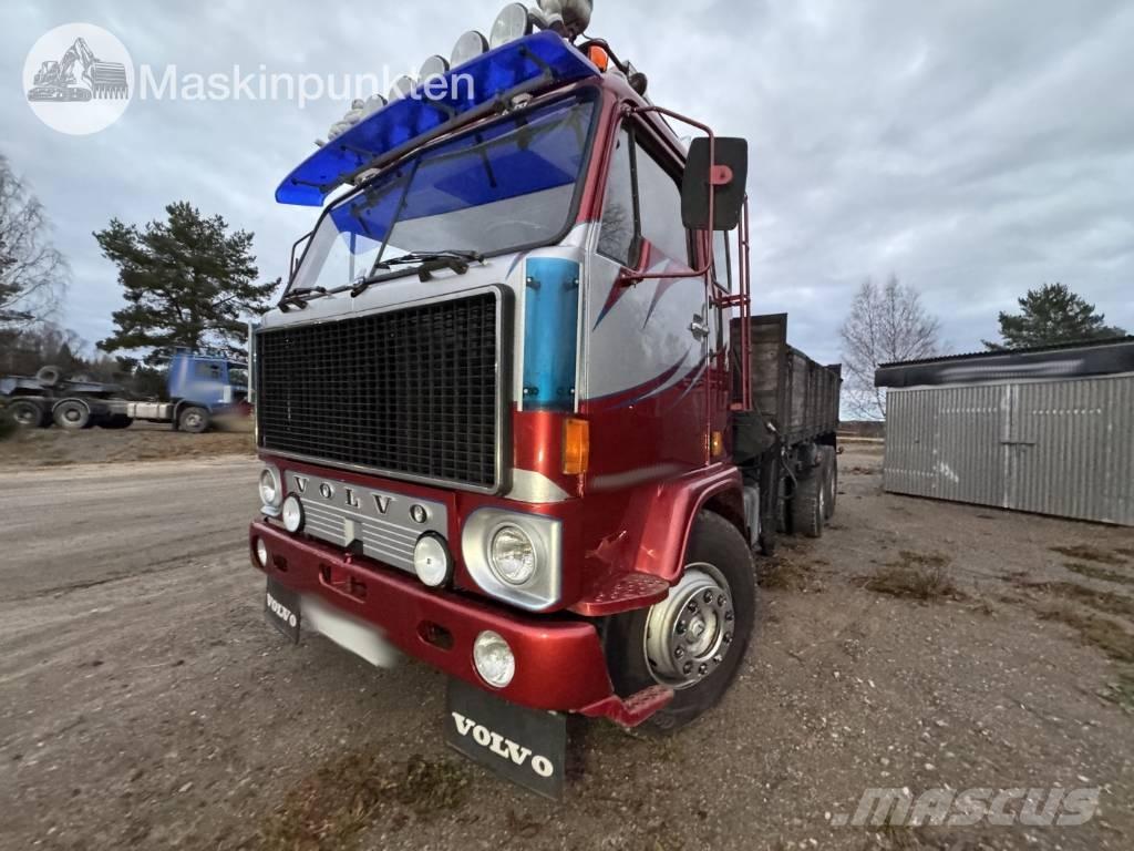 Volvo F 89-42 Pašizgāzējs