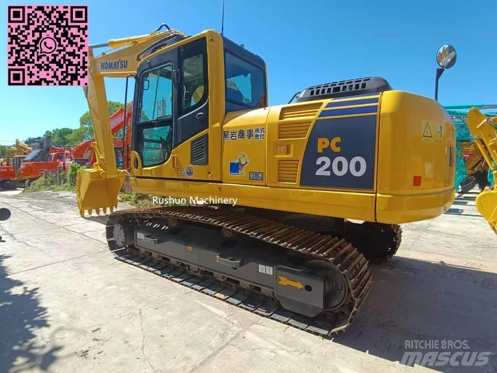 Komatsu PC 200 Vidēja lieluma ekskavatori 7 t - 12 t