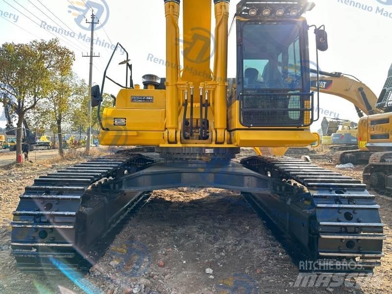 Komatsu PC450-8 Kāpurķēžu ekskavatori