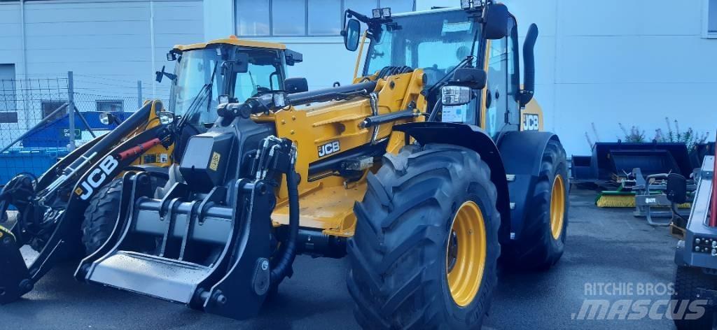 JCB TM 420 Teleskopiskie manipulatori