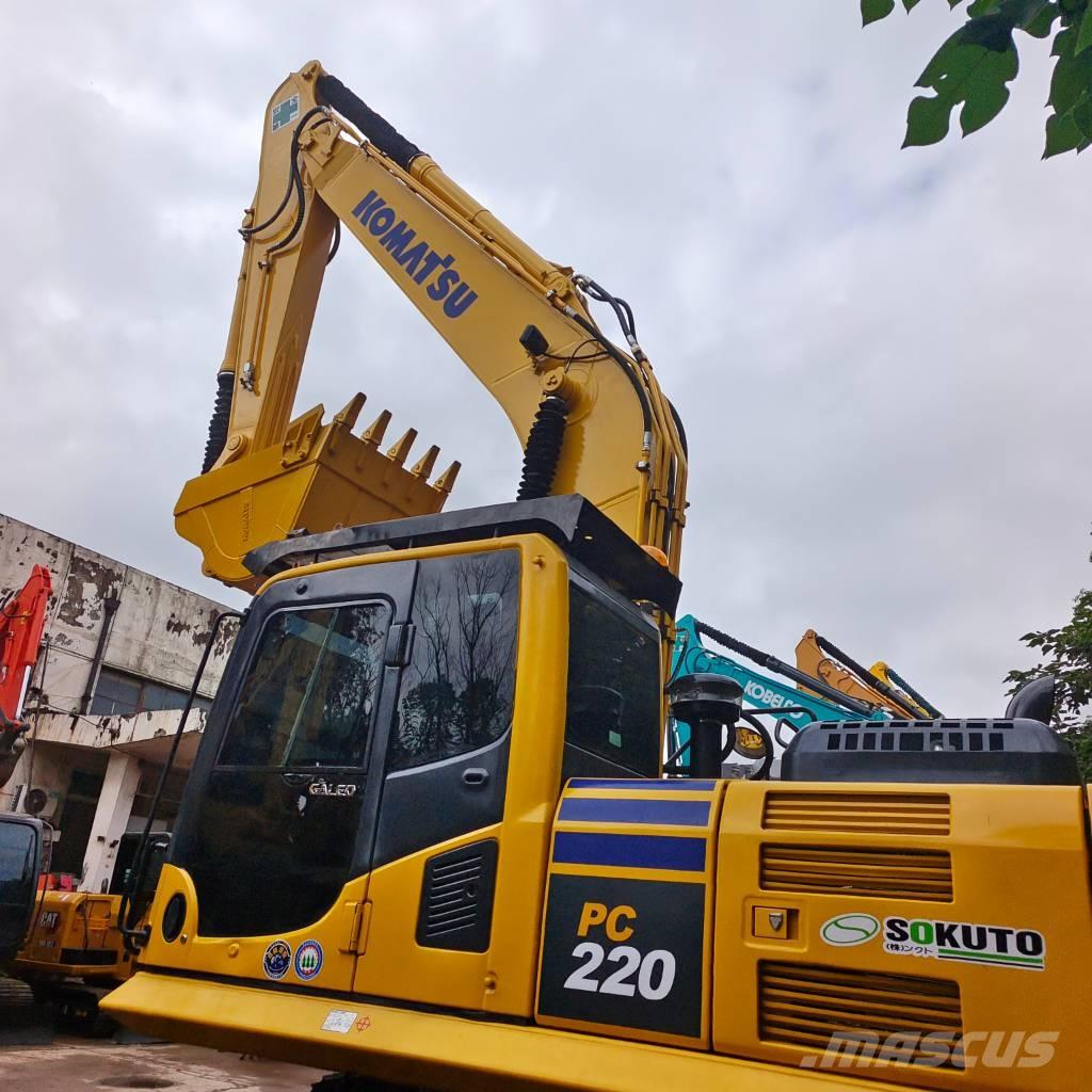 Komatsu PC 220-8 Kāpurķēžu ekskavatori