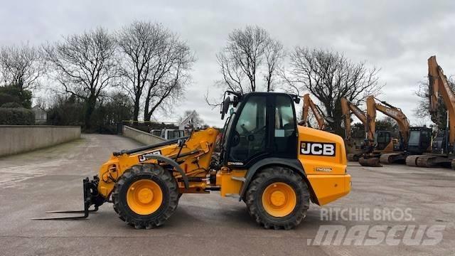 JCB TM 320 S Teleskopiskie manipulatori