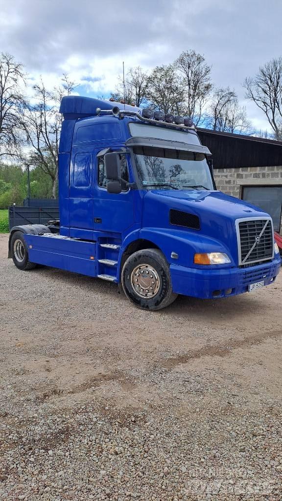 Volvo NH 12 Vilcēji