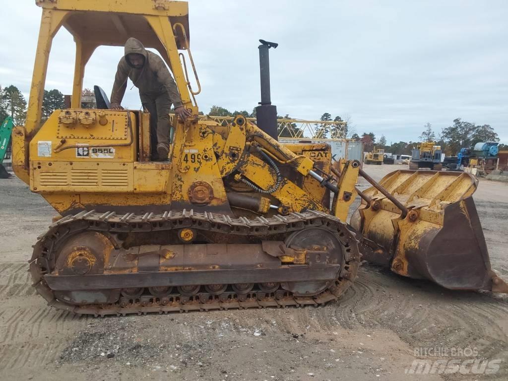 CAT 955 L Kāpurķēžu iekrāvēji