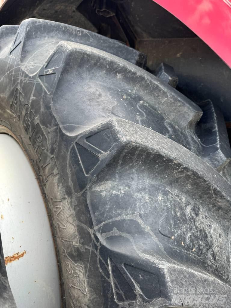 Case IH Magnum 310 Traktori