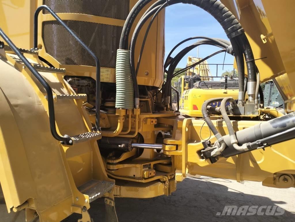 CAT 740 B Artikulētie pašizgāzēji