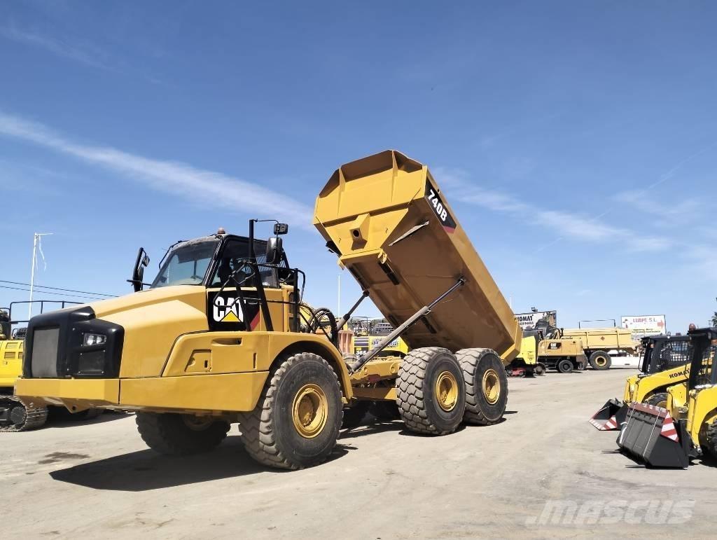 CAT 740 B Artikulētie pašizgāzēji